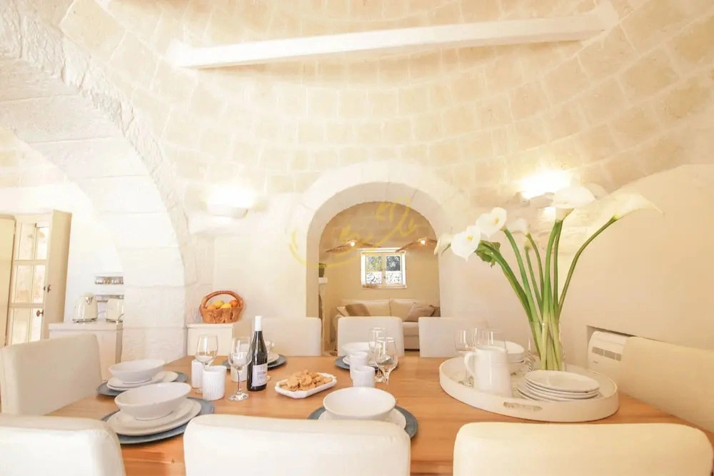 TD Trulli di Carole Renovated Trulli With Pool