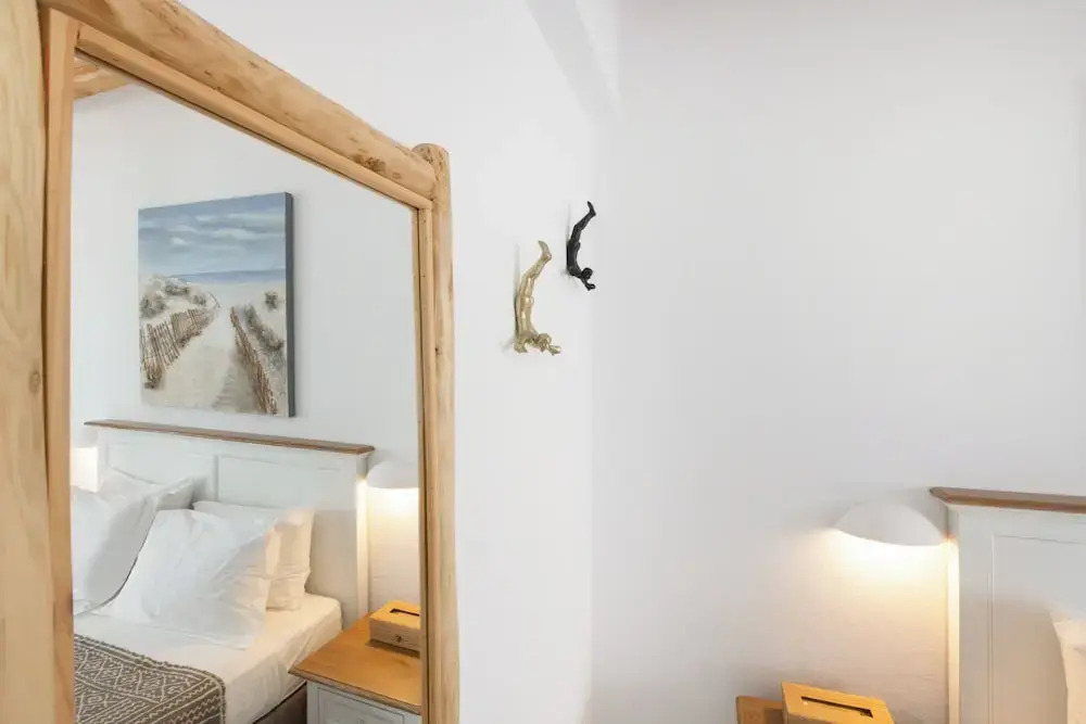 Parosquare Central Suites