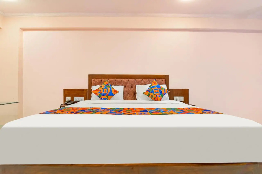 FabHotel JBS Heritage