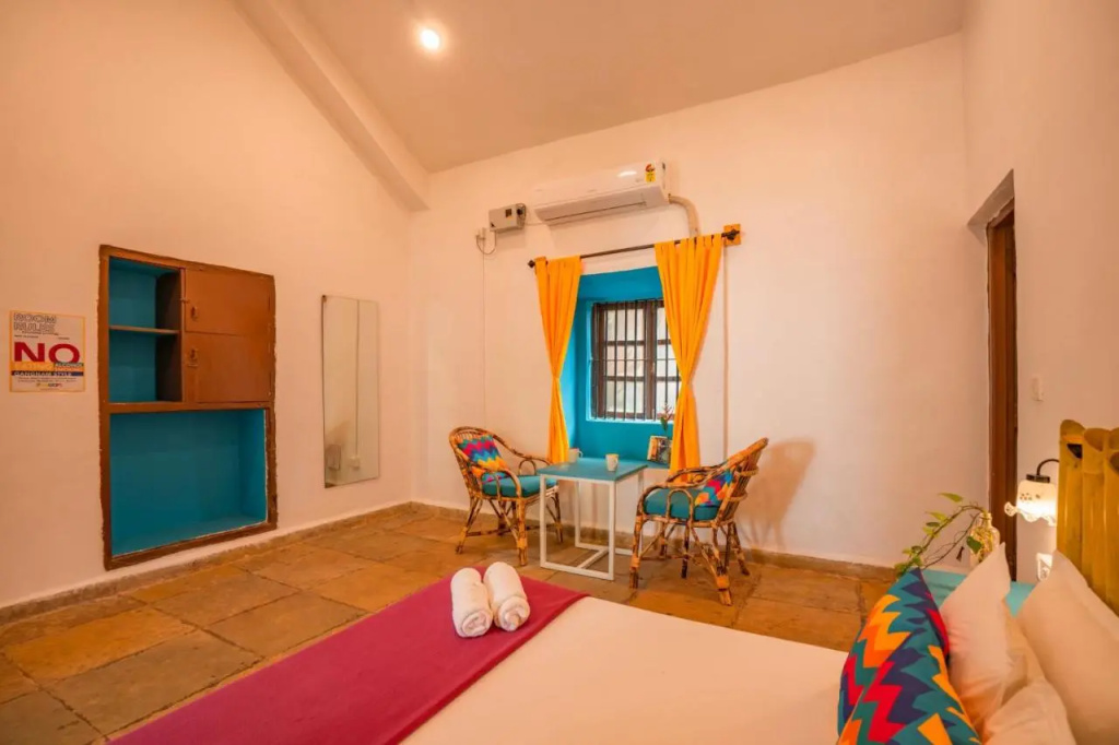 Gostops Goa, Calangute - Rooms & Dorms