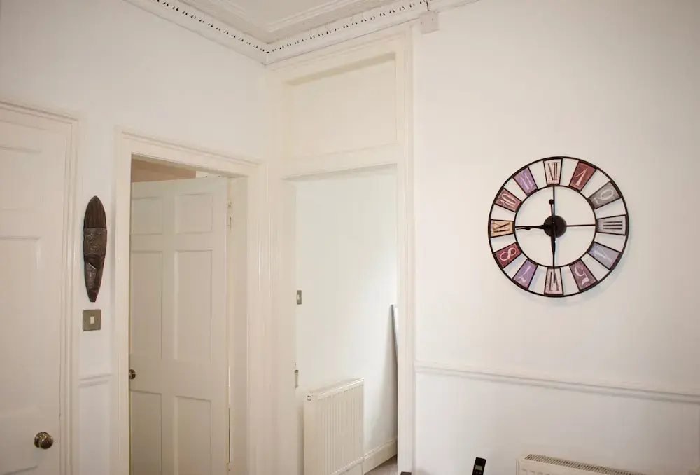 Bright and Central 3 Bedroom Apartment