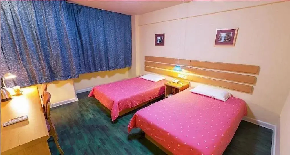 Home Inn Shanghai Nicheng Lingang Facility Industrial Park