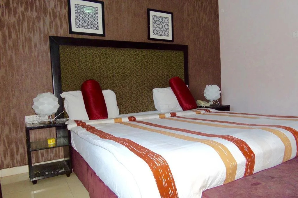 Admiralty Residency