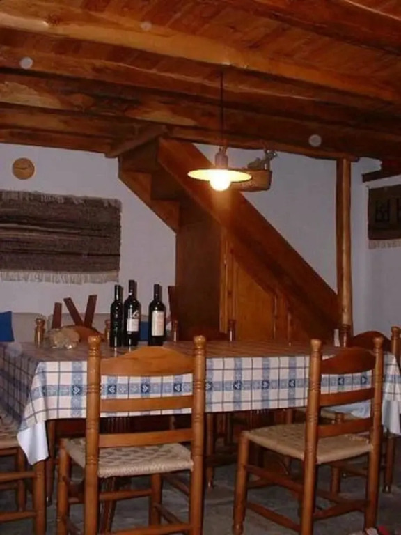 House With 2 Bedrooms in Pinakates, With Furnished Terrace - 10 km Fro