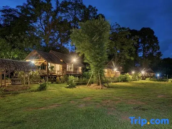 poomtara camping khaoyai