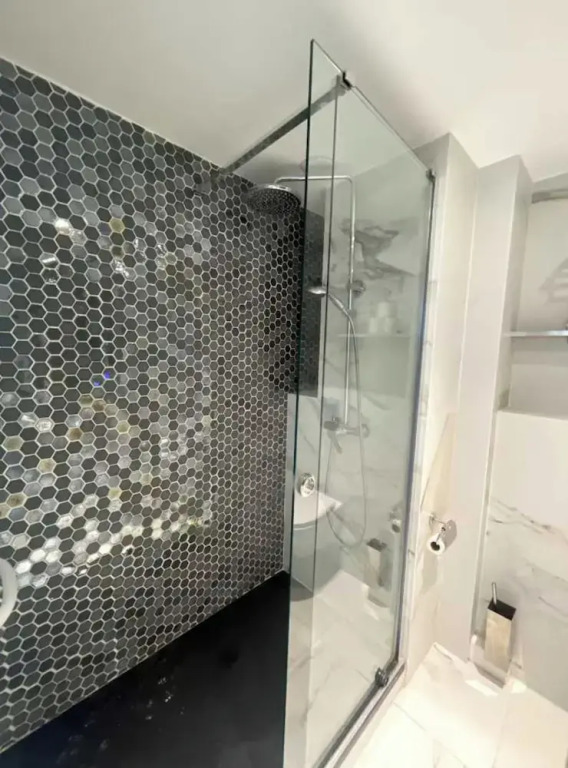 Modern Apartment - 3br- 6P - Palm Beah