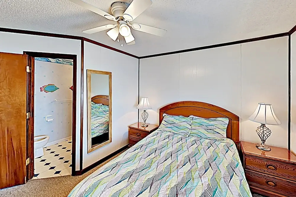 Oceanfront Condo w/ Pool - Steps to the Sand! condo
