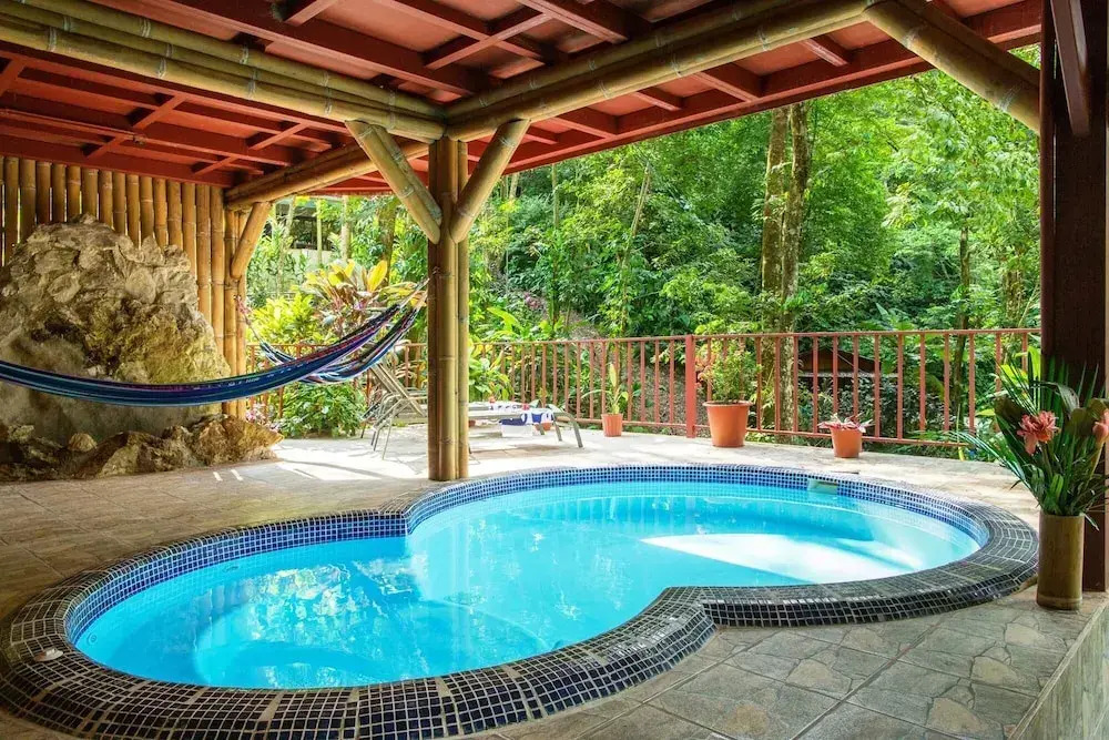 Bali Inspired Casa Cascada w Jungle Views Wi-fi Private Pool ac