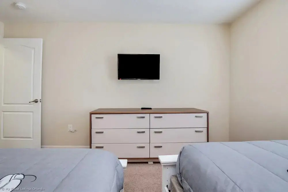 A Stylish Paradise Palms Town Home -close to Disney! 4bd/3ba -4pp971