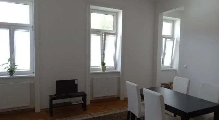 Altbau-Garconniere Schulgasse