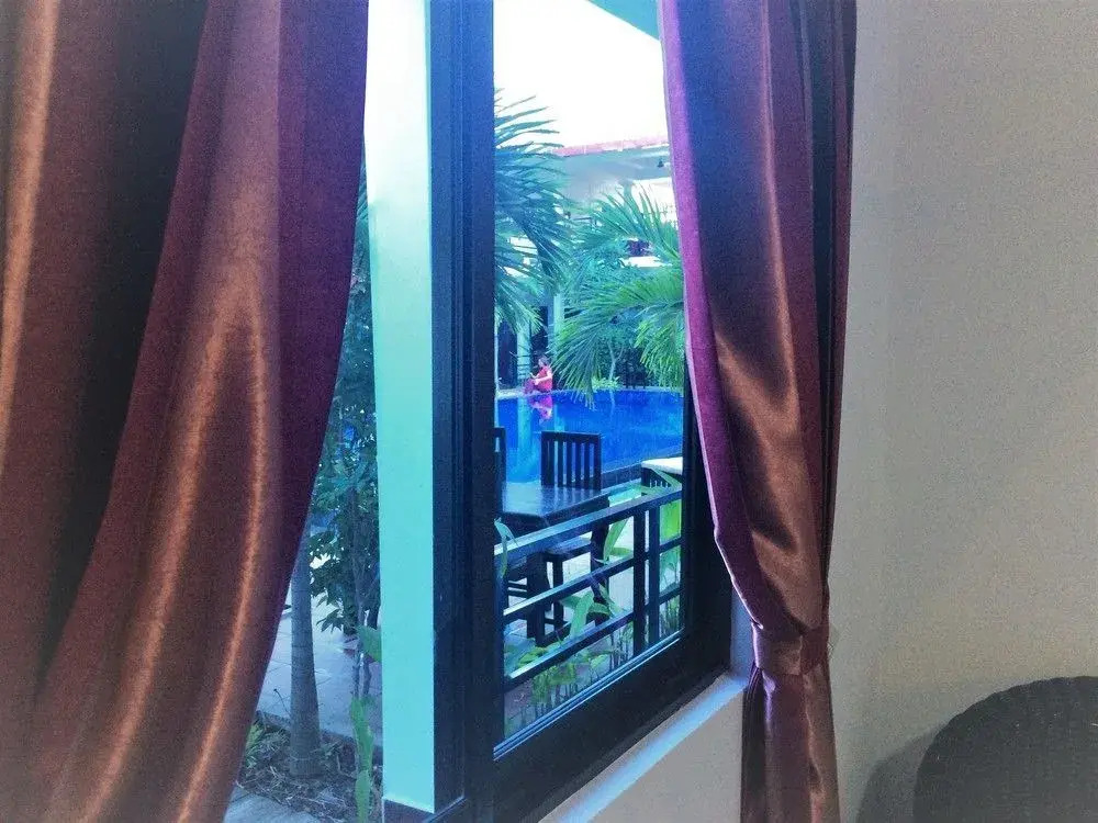 Huylin Angkor Boutique