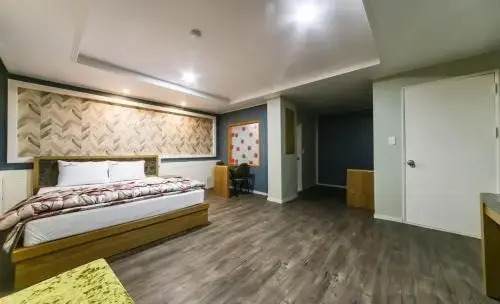 Prince Motel