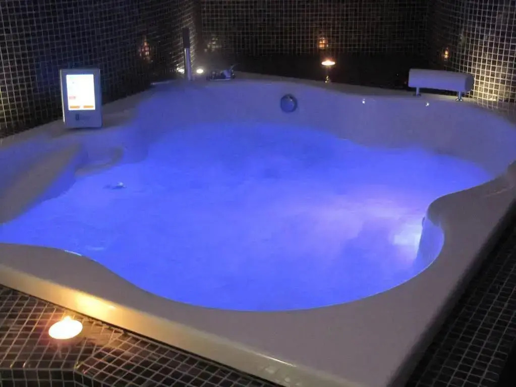 IQsuites