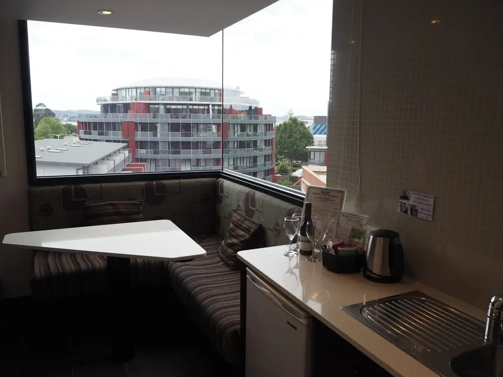 Fountainside Hotel