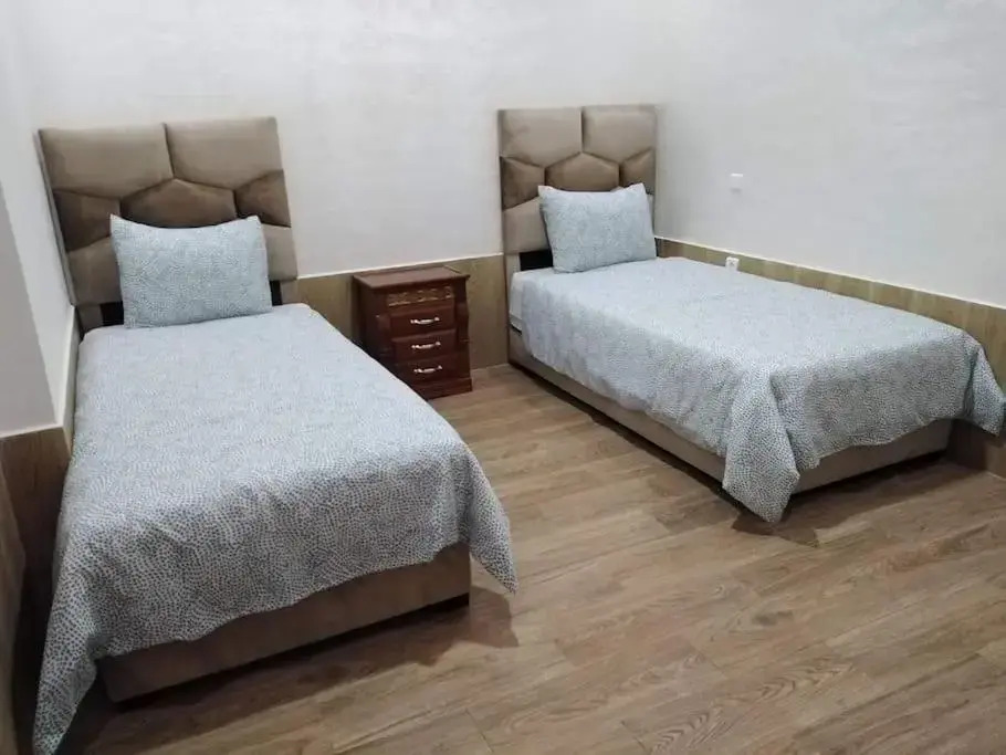Appartement bien situé Dahomey city . Bahia beach