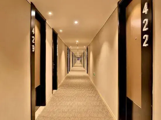 Wuzhen Boyue Hotel (Xizha Scenic Area Branch)