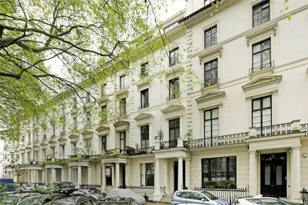 Modern Flat in the Heart of West London