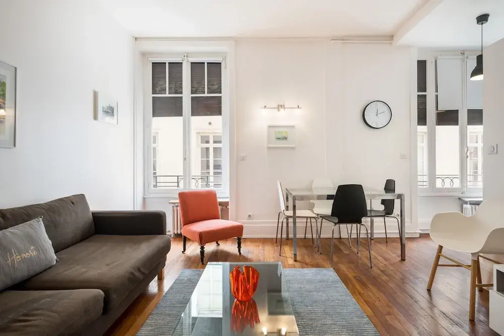 Honorê, Hôtel pour Nomades rêveurs