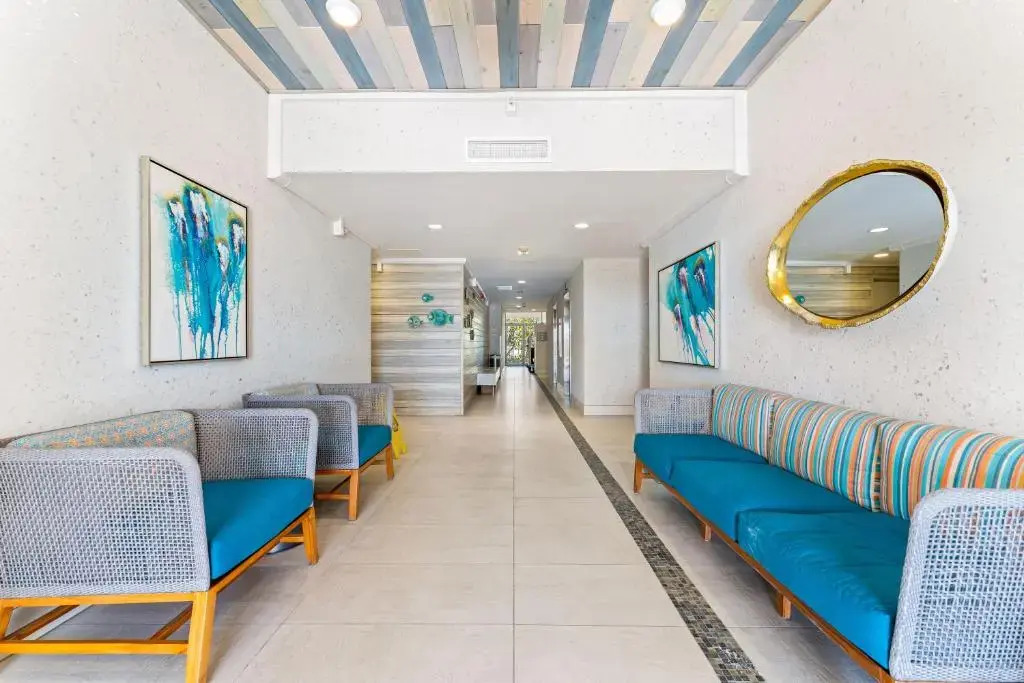 Palm Bay Club By Beachside Management