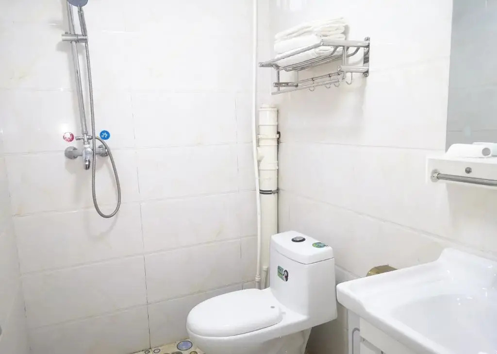 Dunhuang Happy Yijia Guest House