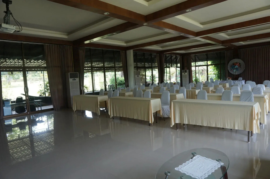 De Bua Valley Resort