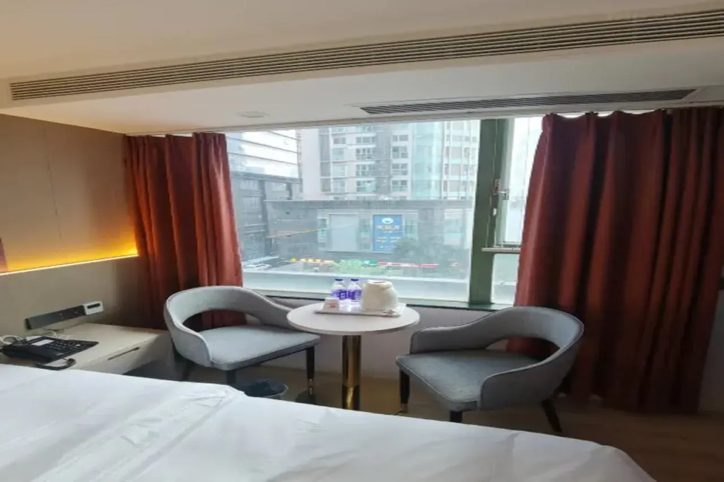 7 Days Inn (Shenzhen Jingji 100 Hongling Metro Station) (Currently unavailable)