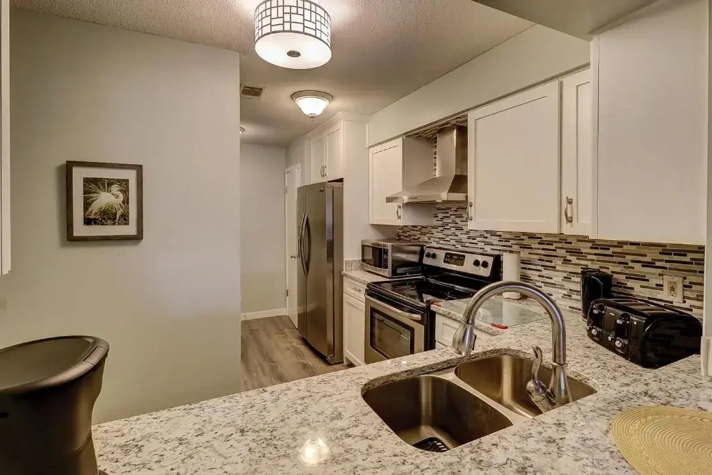 28 Springwood 2 BR Condo Forest Beach