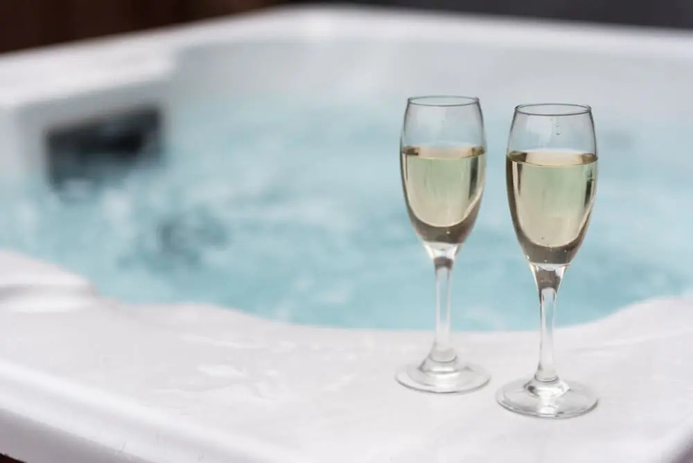 Birch Lodge 19 with Hot Tub