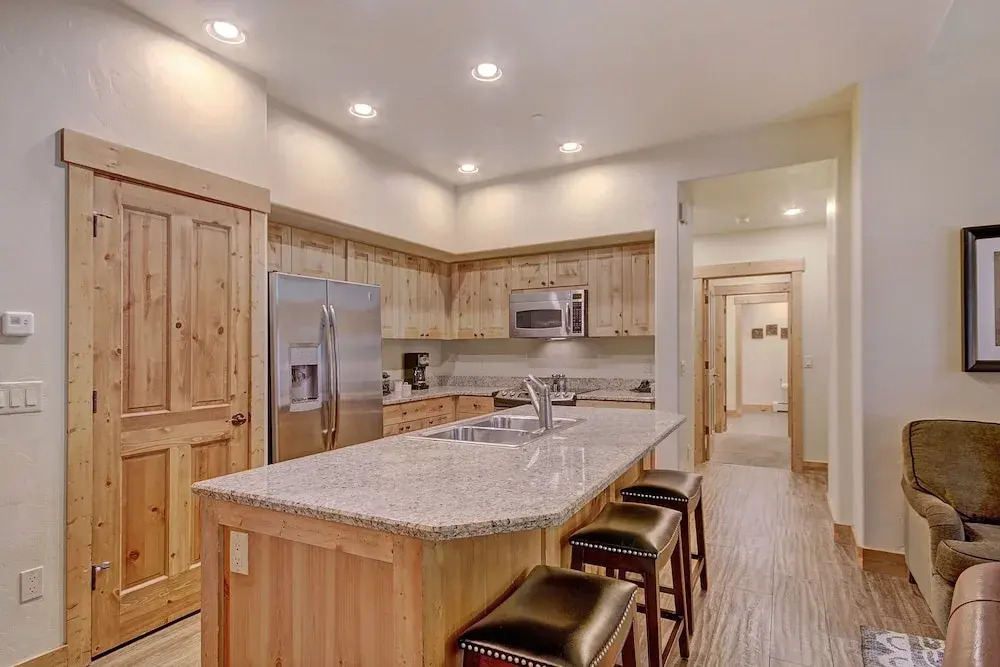 Ski-in 2br  W/luxe Decor Steps To Winter Activities 2 Bedroom Townhouse by RedAwning