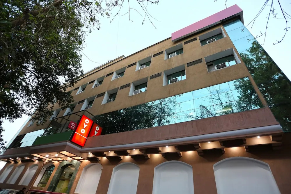 OYO 8178 Hotel Saket