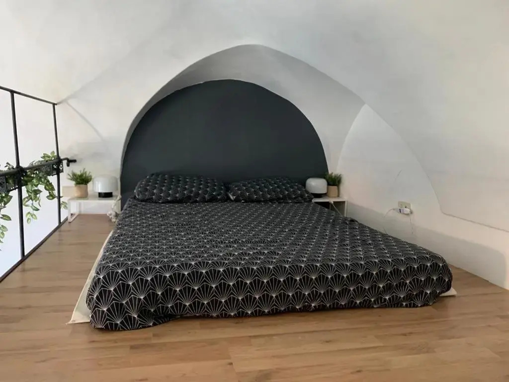 STUDIO LOFT in the CENTER SANREMO FOR 3 PEOPLE