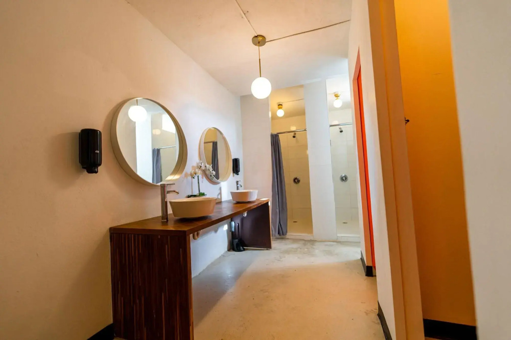 Juliette Hostel