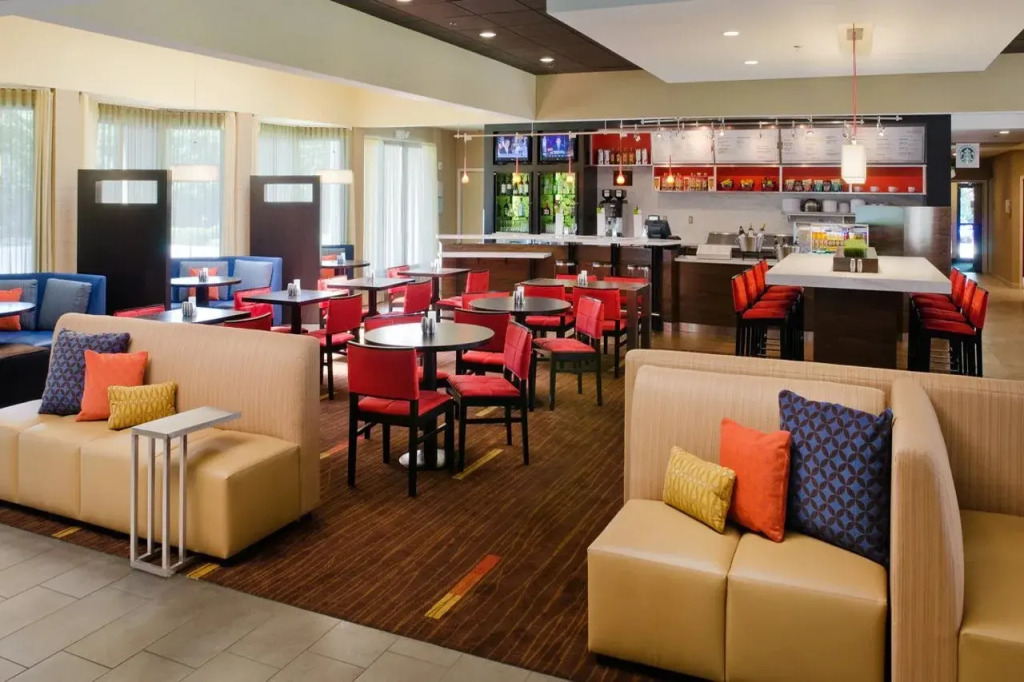 Courtyard by Marriott Huntsville University Drive