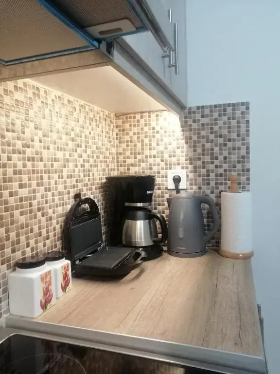 Apartment @Katehaki Metro