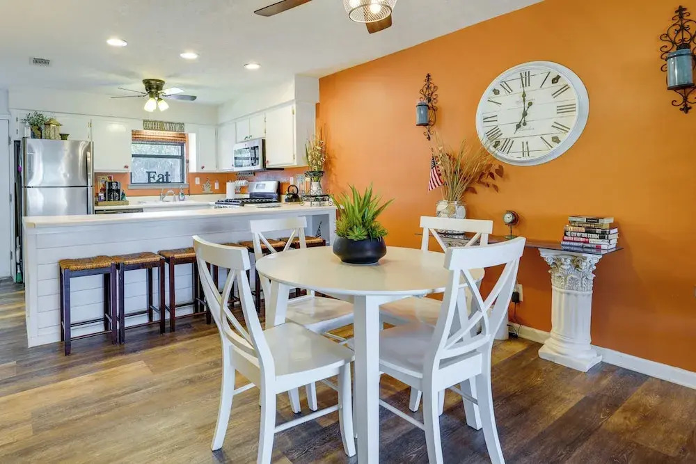Walk to Beach: PCB Condo w/ Oceanfront Pool Access