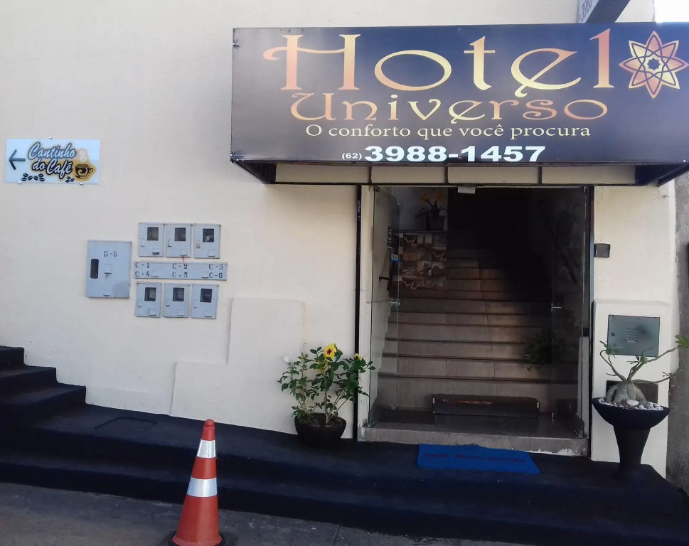 Hotel Universo