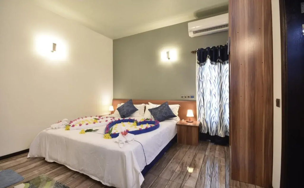 Island Home Inn