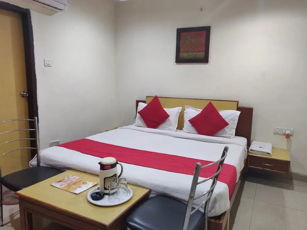 Hotel Rahul