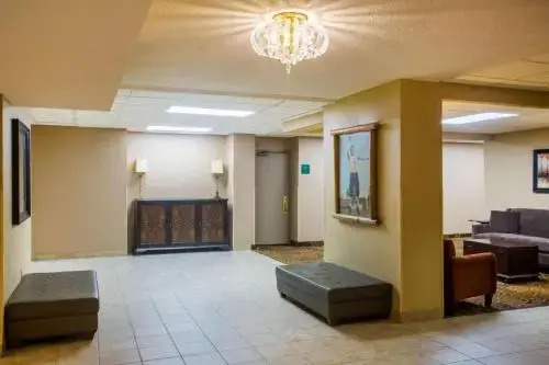 Americinn Hotel & Suites - River Front