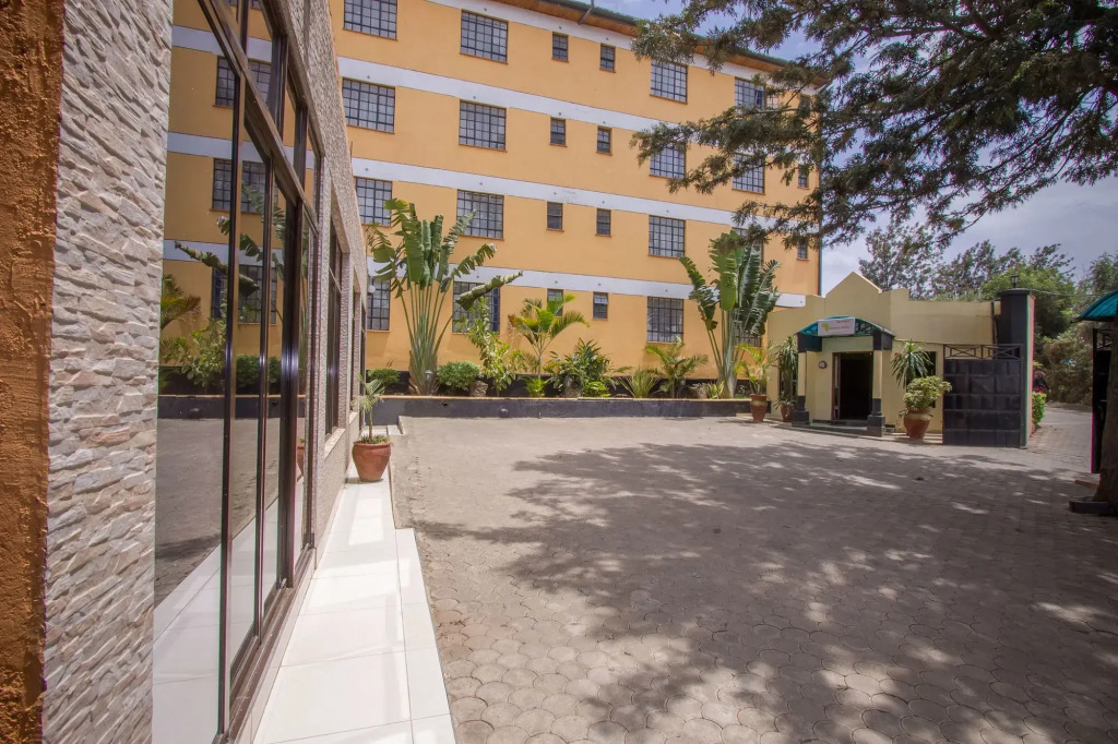 Emboita Hotel Limited