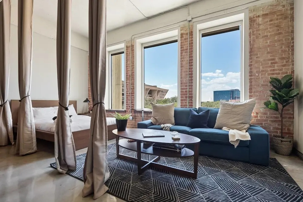 3 Bedroom - Best Location, Pool, Gym & Parking