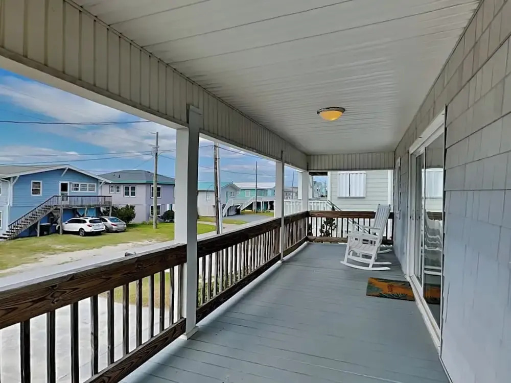 The Sassy Sea Turtle by Topsail Realty