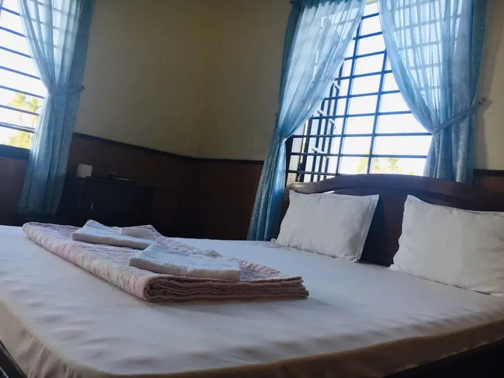 OYO 977 Minh Duc Guest House