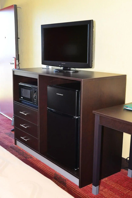 Quality Inn & Suites Gulf Breeze Bayside near Pensacola Beach