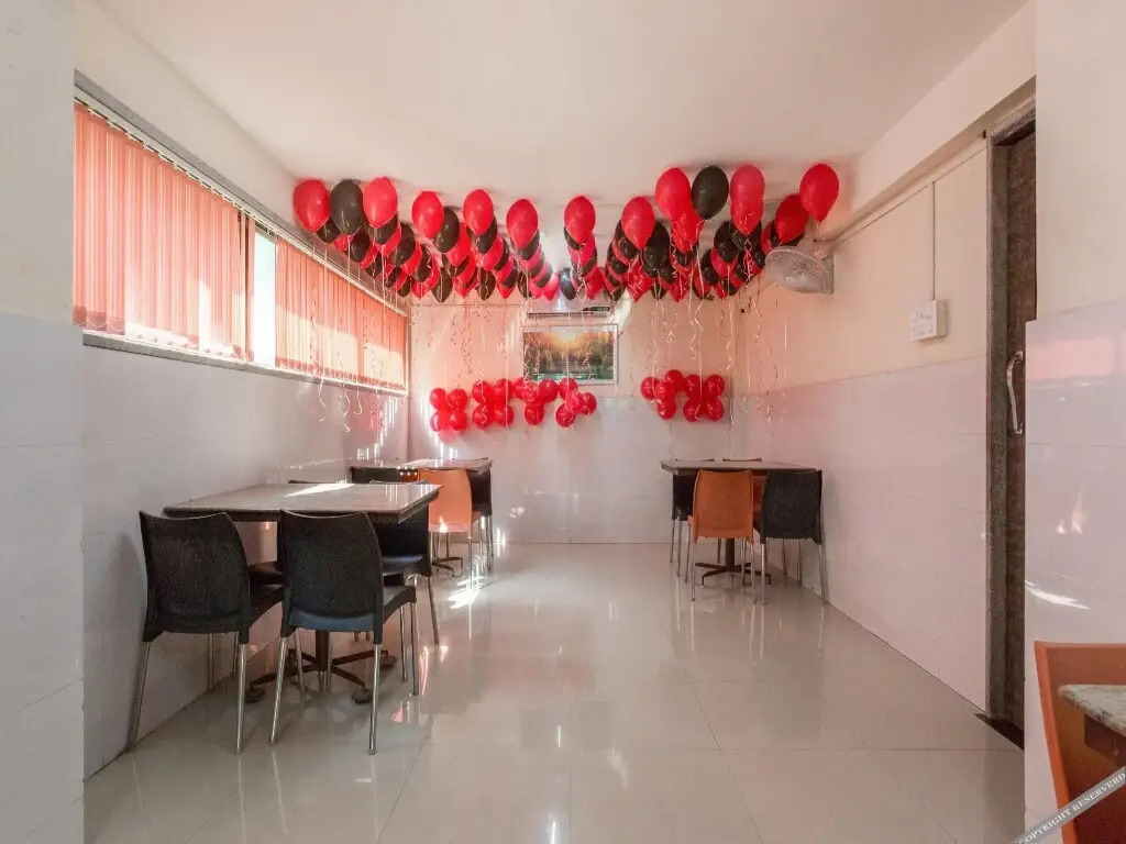 Hotel Mathura Lodging By OYO Rooms