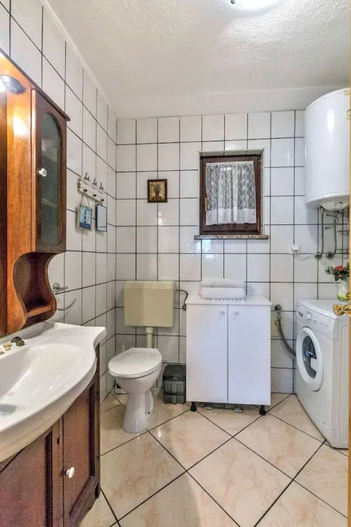 Apartment Diracca