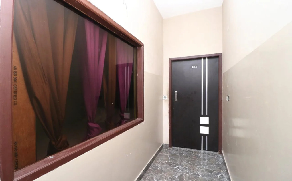 Hotel Piyush By OYO Rooms
