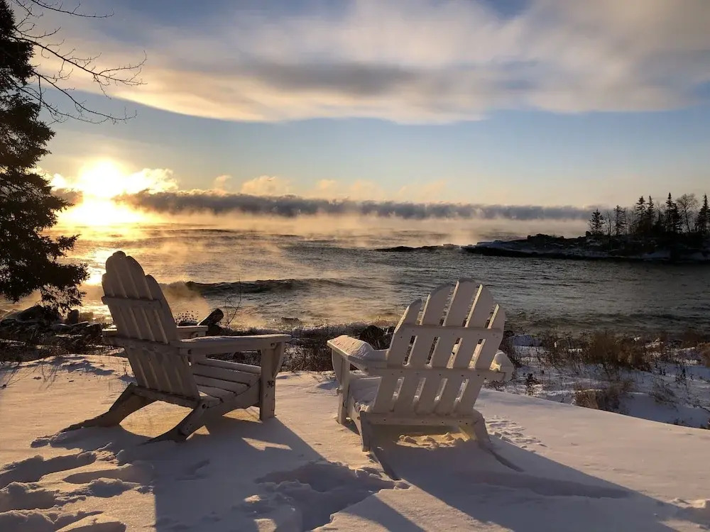 Cove Point Lodge