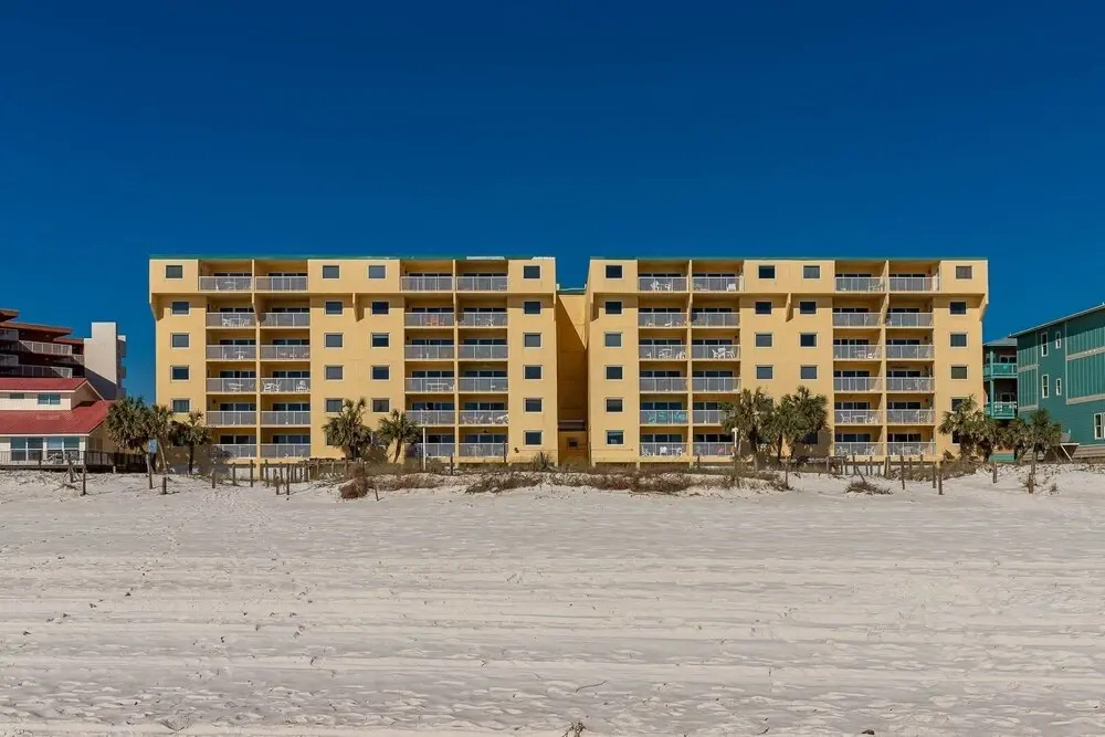 Driftwood Towers 4B