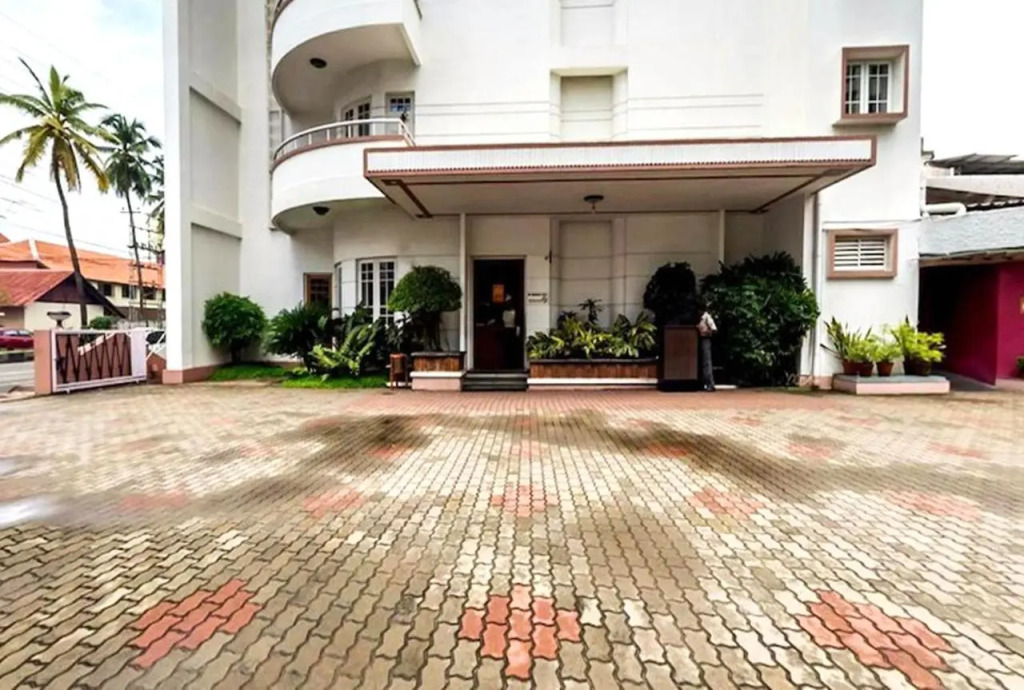 Grand Hotel